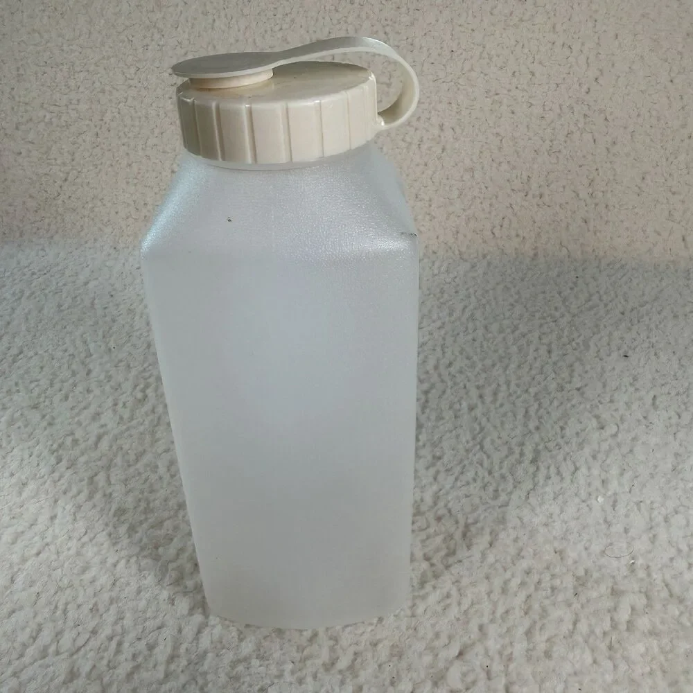 Rubbermaid please review